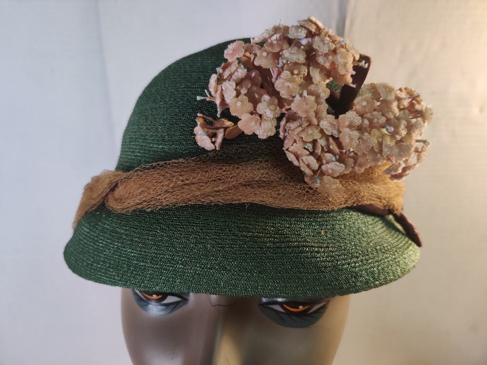 Vintage 1950s Green Straw Floral Trimmed Womens Hat 7" wide